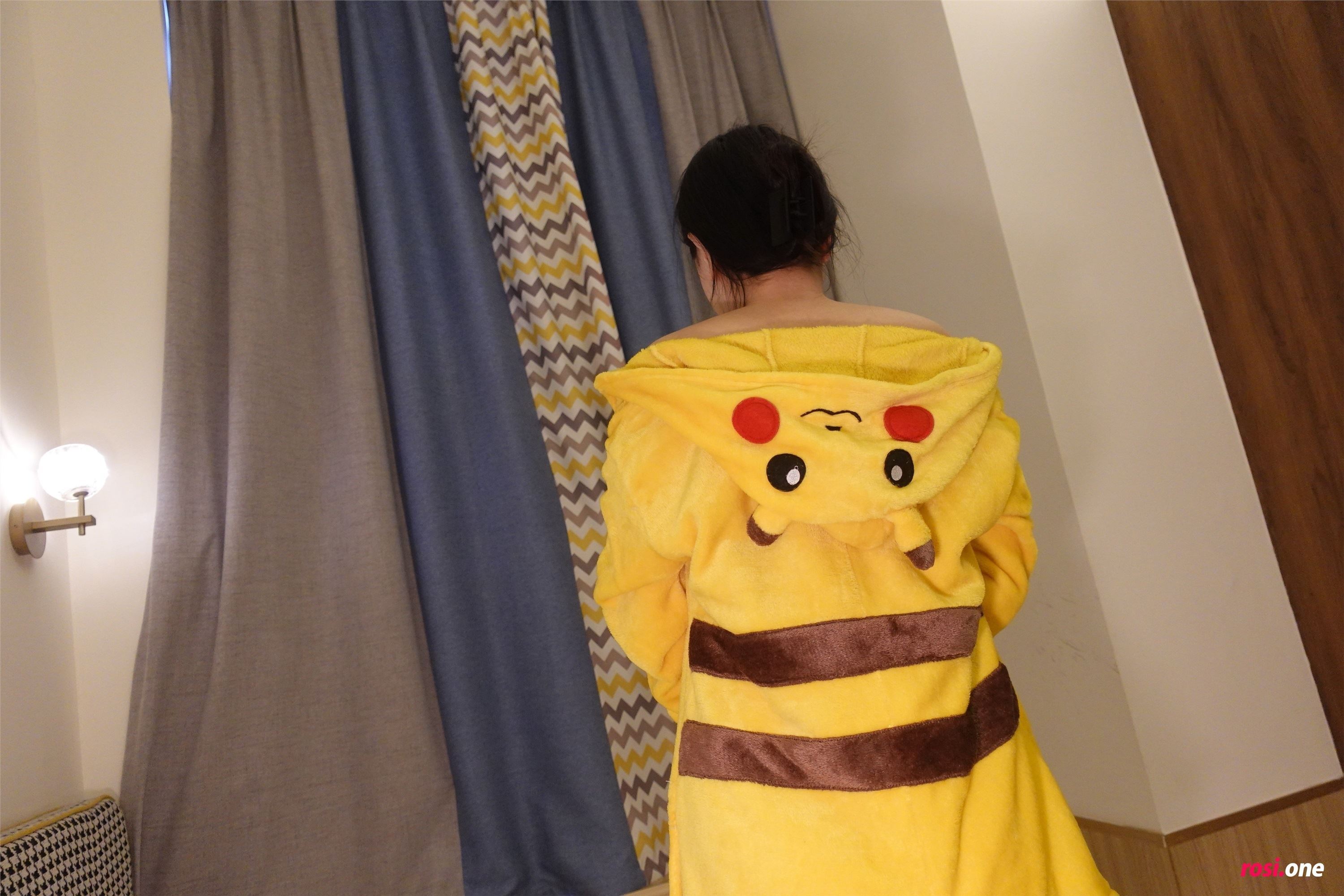 ROSI写真 2021.11.13 NO.3631